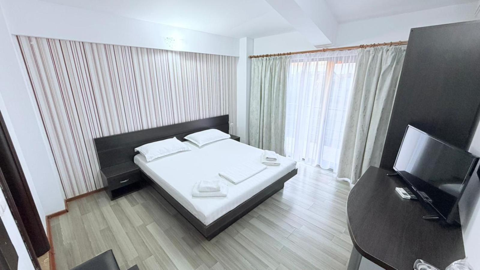 Double Room Garden View